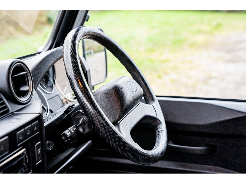 Used Land Rover Defender 2014 for sale - 77693873: Photo 12