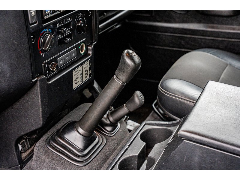 Used Land Rover Defender 2014 for sale - 77693873: Photo 15