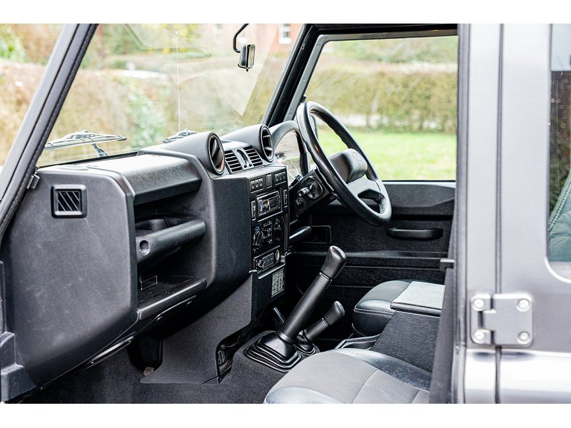 Used Land Rover Defender 2014 for sale - 77693873: Photo 18