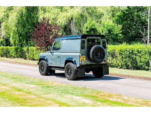 Used Land Rover Defender 90 2015 for sale - 75096029: Photo 10