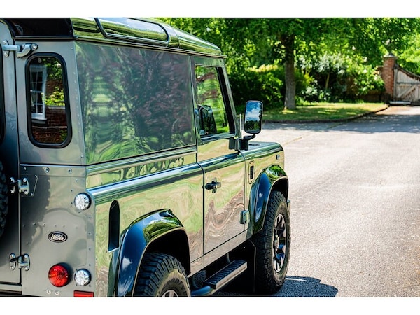 Used Land Rover Defender 90 2015 for sale - 75096029: Photo 13