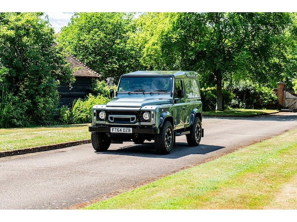 Used Land Rover Defender 90 2015 for sale - 75096029: Photo 5