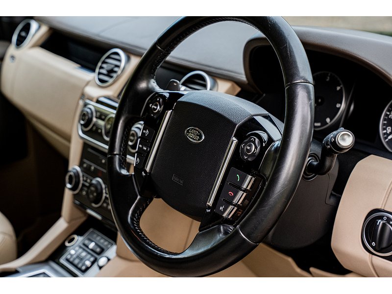 Used Land Rover Discovery 2016 for sale - 76520831: Photo 32