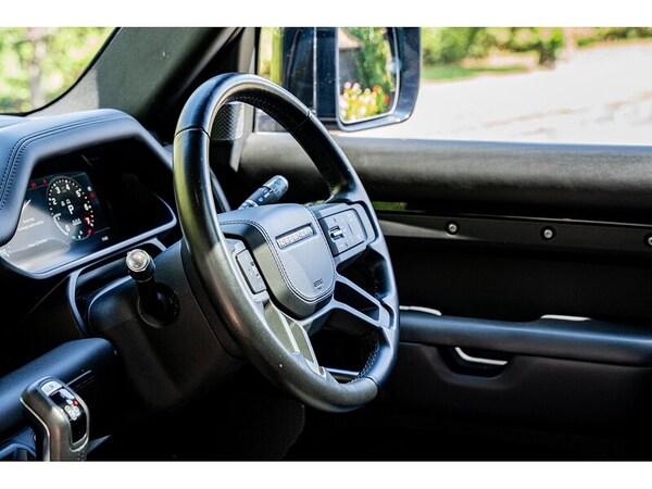 Used Land Rover Defender 90 2021 for sale - 75249183: Photo 25