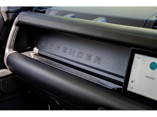 Used Land Rover Defender 90 2021 for sale - 75249183: Photo 33