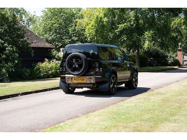 Used Land Rover Defender 90 2021 for sale - 75249183: Photo 9