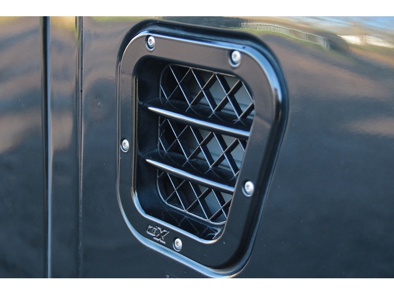 Used Land Rover Defender 90 2014 for sale - 77409129: Photo 13