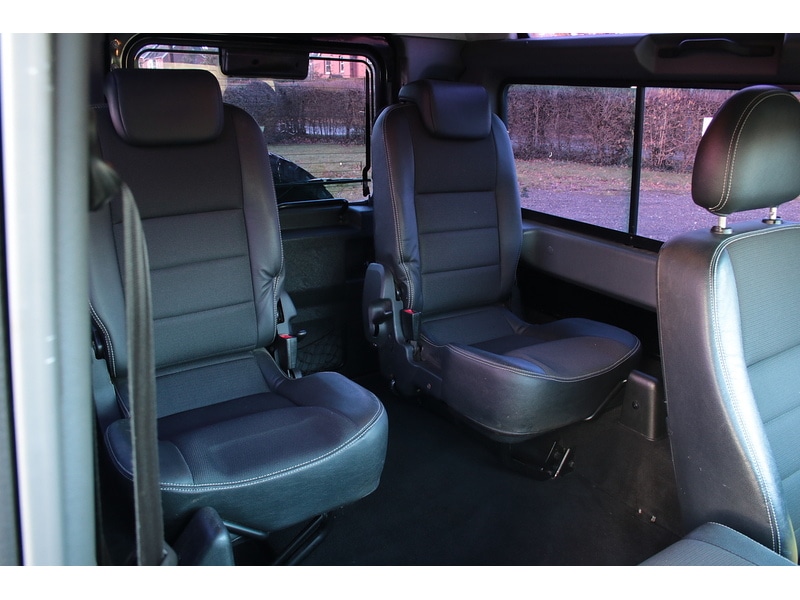 Used Land Rover Defender 90 2014 for sale - 77409129: Photo 31