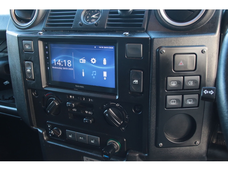 Used Land Rover Defender 90 2014 for sale - 77409129: Photo 37