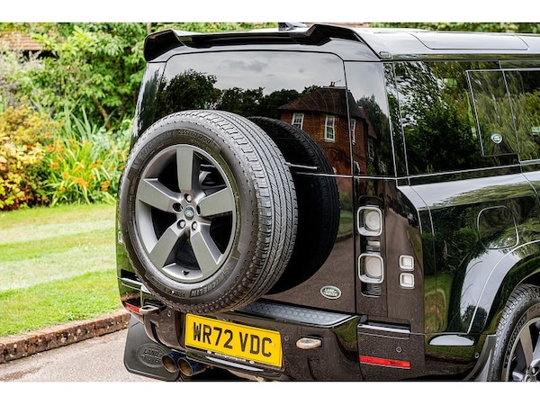 Used Land Rover Defender 110 2023 for sale - 75524827: Photo 12