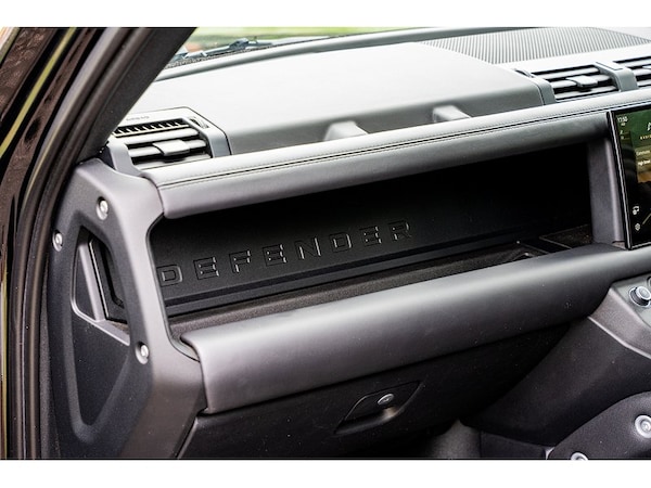 Used Land Rover Defender 110 2023 for sale - 75524827: Photo 22