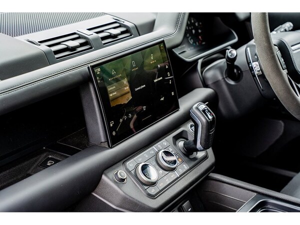Used Land Rover Defender 110 2023 for sale - 75524827: Photo 23