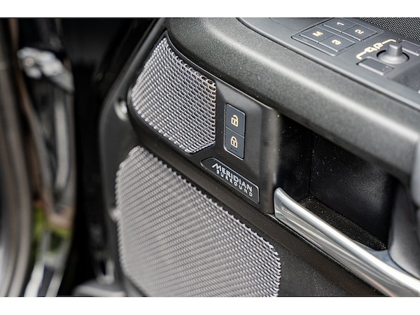 Used Land Rover Defender 110 2023 for sale - 75524827: Photo 28