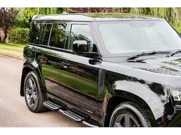 Used Land Rover Defender 110 2023 for sale - 75524827: Photo 37