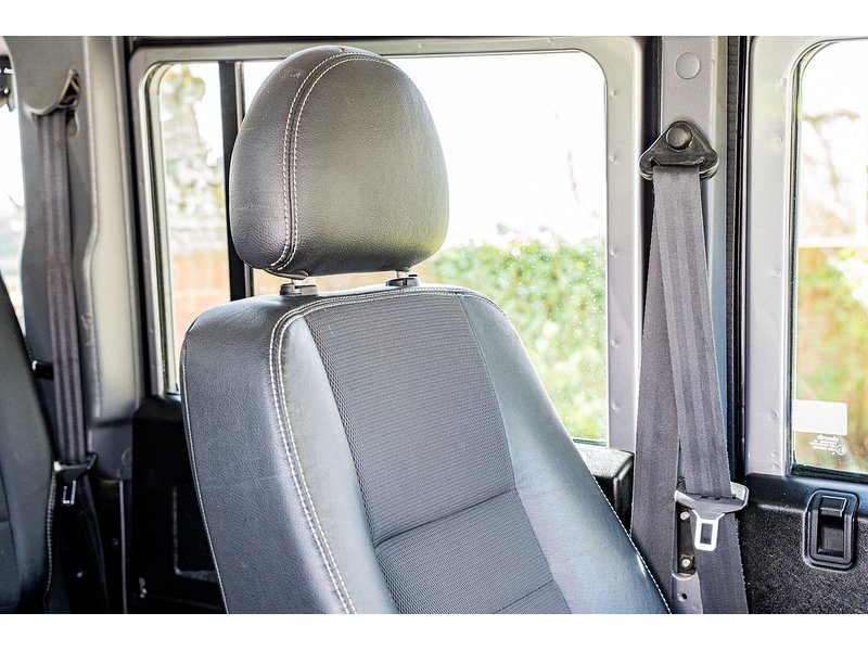 Used Land Rover Defender 2013 for sale - 77915309: Photo 15