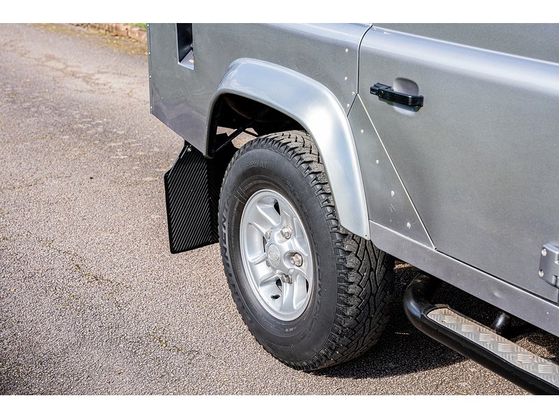 Used Land Rover Defender 2013 for sale - 77915309: Photo 33