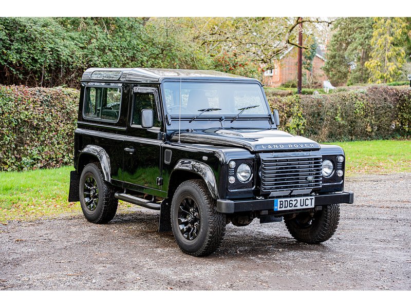 Used Land Rover Defender 2013 for sale - 76663636: Photo 1