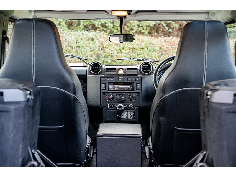 Used Land Rover Defender 2013 for sale - 76663636: Photo 12