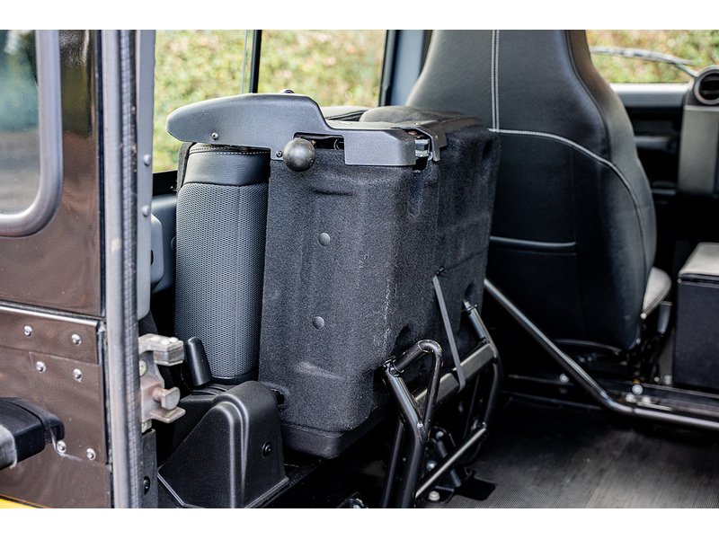 Used Land Rover Defender 2013 for sale - 76663636: Photo 18