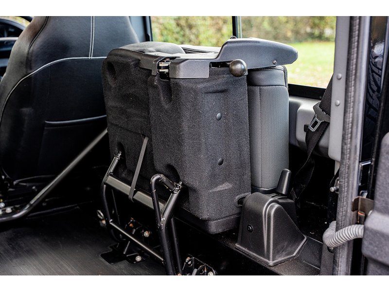 Used Land Rover Defender 2013 for sale - 76663636: Photo 19