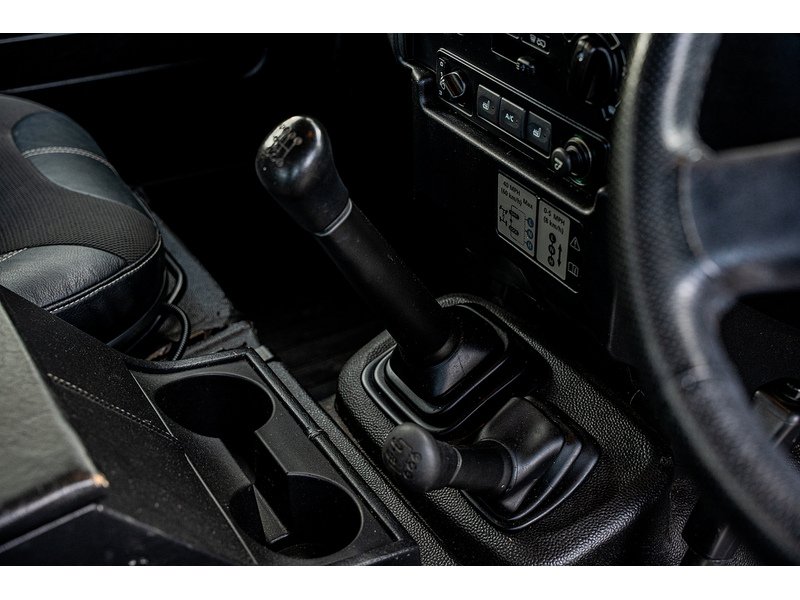 Used Land Rover Defender 2013 for sale - 76663636: Photo 25