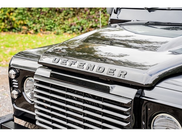 Used Land Rover Defender 110 2014 for sale - 76263811: Photo 20