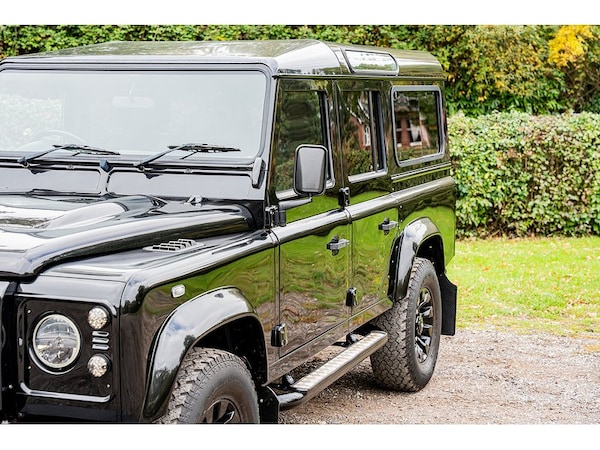Used Land Rover Defender 110 2014 for sale - 76263811: Photo 22