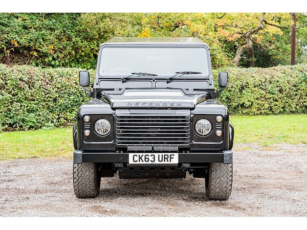 Used Land Rover Defender 110 2014 for sale - 76263811: Photo 3