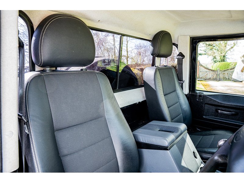 Used Land Rover Defender 2015 for sale - 77906044: Photo 11