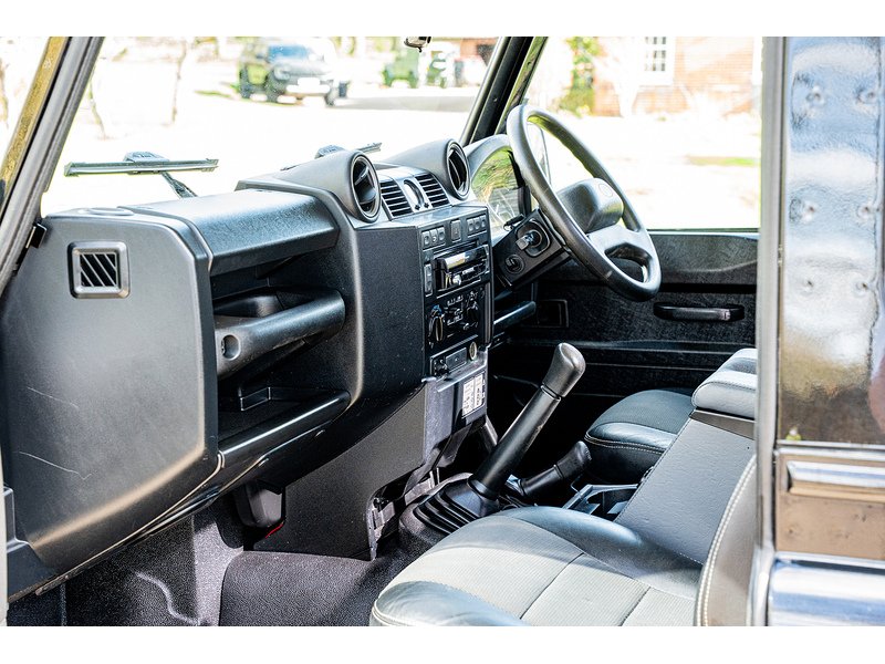 Used Land Rover Defender 2015 for sale - 77906044: Photo 13