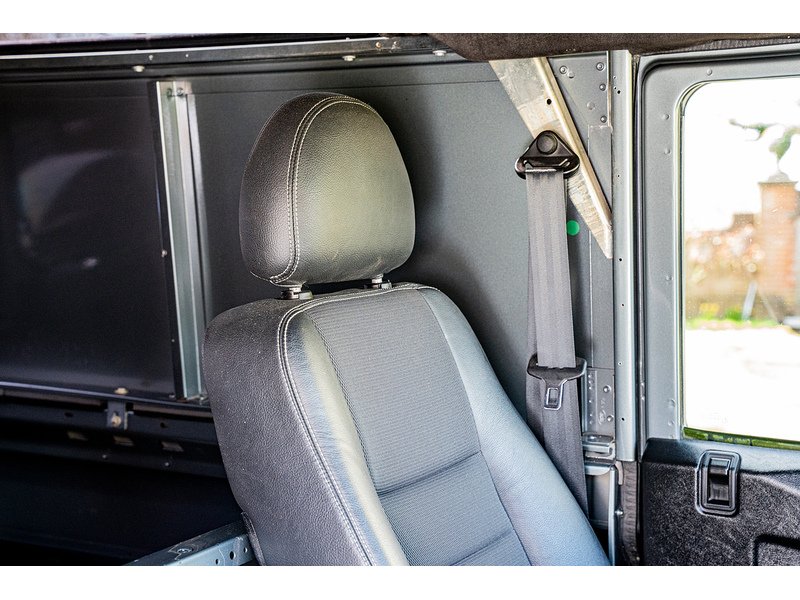 Used Land Rover Defender 2016 for sale - 77906041: Photo 15