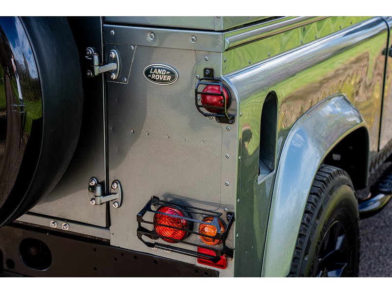 Used Land Rover Defender 2016 for sale - 77906041: Photo 22