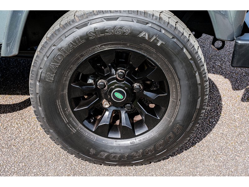 Used Land Rover Defender 2016 for sale - 77906041: Photo 33