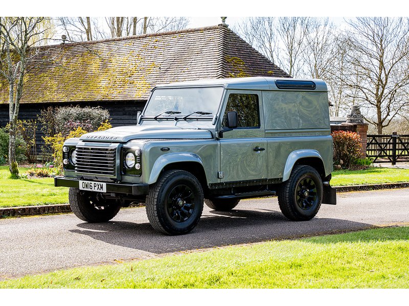 Used Land Rover Defender 2016 for sale - 77906041: Photo 5