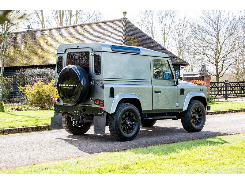 Used Land Rover Defender 2016 for sale - 77906041: Photo 6