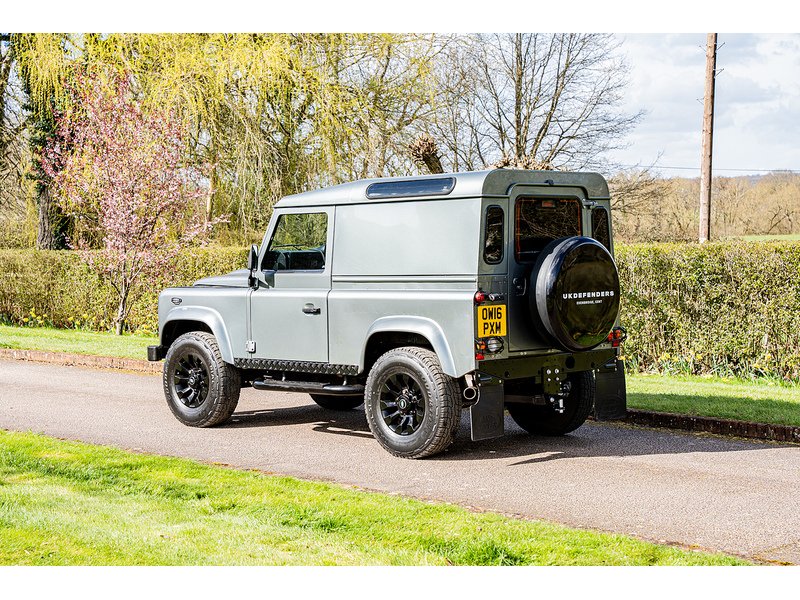 Used Land Rover Defender 2016 for sale - 77906041: Photo 9