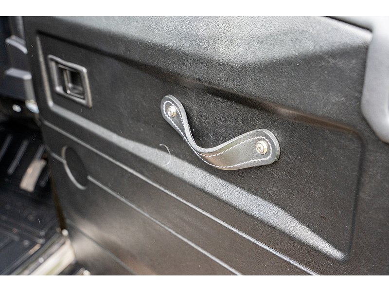 Used Land Rover Defender 2015 for sale - 78168056: Photo 36