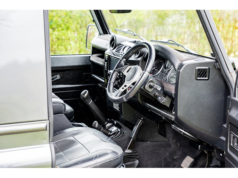 Used Land Rover Defender 2015 for sale - 78168056: Photo 46