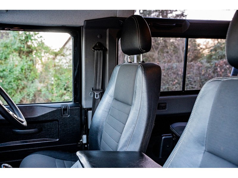 Used Land Rover Defender 2011 for sale - 77061298: Photo 24