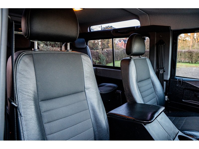 Used Land Rover Defender 2011 for sale - 77061298: Photo 32