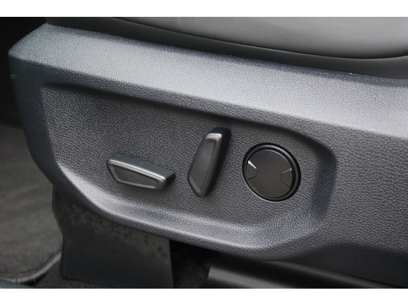 Used Volkswagen Amarok 2023 for sale - 77351174: Photo 40