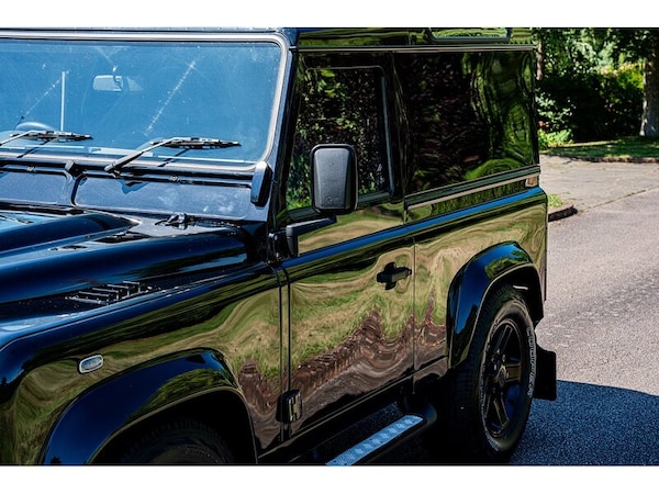 Used Land Rover Defender 90 2014 for sale - 75235201: Photo 16