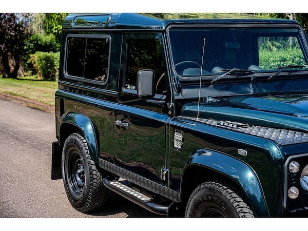 Used Land Rover Defender 90 2013 for sale - 75249179: Photo 16