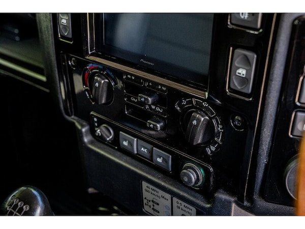 Used Land Rover Defender 90 2013 for sale - 75249179: Photo 34