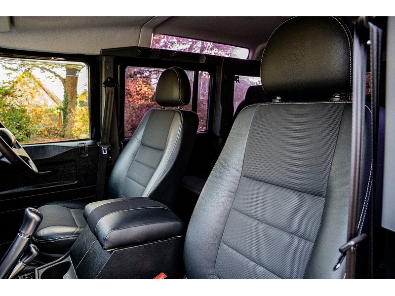 Used Land Rover Defender 2013 for sale - 76518485: Photo 11