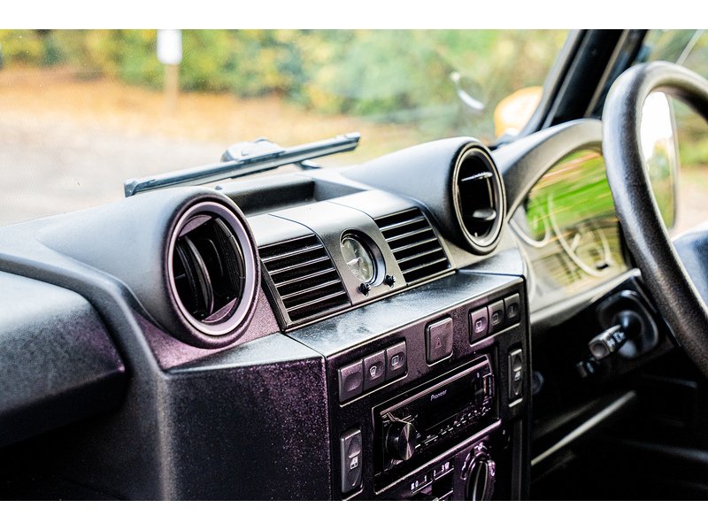 Used Land Rover Defender 2013 for sale - 76518485: Photo 18