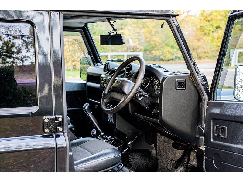 Used Land Rover Defender 2013 for sale - 76518485: Photo 35