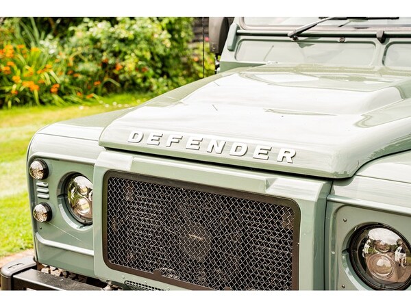 Used Land Rover Defender 90 2014 for sale - 75524825: Photo 10