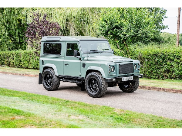 Used Land Rover Defender 90 2014 for sale - 75524825: Photo 2