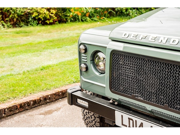Used Land Rover Defender 90 2014 for sale - 75524825: Photo 9